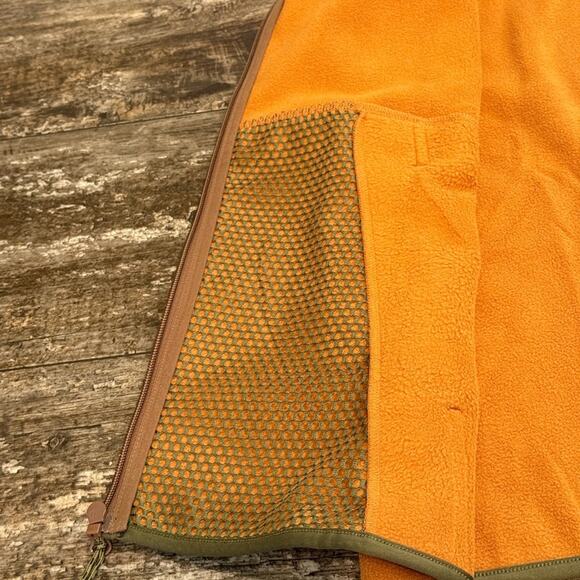 Howler Brothers Vest Mens Size Large Free Range Fleece Adobe Hiking Camp NEW - Picture 7 of 12